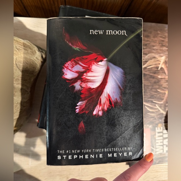 Stephanie Meyer Other - New Moon Twilight Saga Book